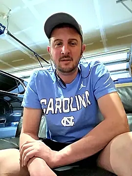 Snapshot of MrMechanic38 chatting on 19, 3, 2026 MrMechanic38 online show from 19, 3, 2026