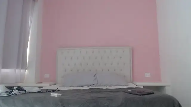 Gabycutee online show from 18, 12, 2025