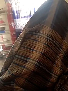 Raju4173 online show from 28, 2, 2025