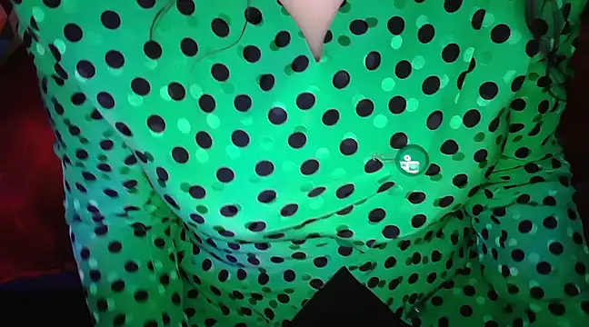 CronacaErotica online show from 5, 2, 2025