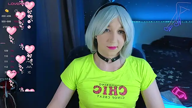 SexyTrixyLove online show from 5, 2, 2025
