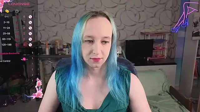 SexyTrixyLove online show from 23, 9, 2025
