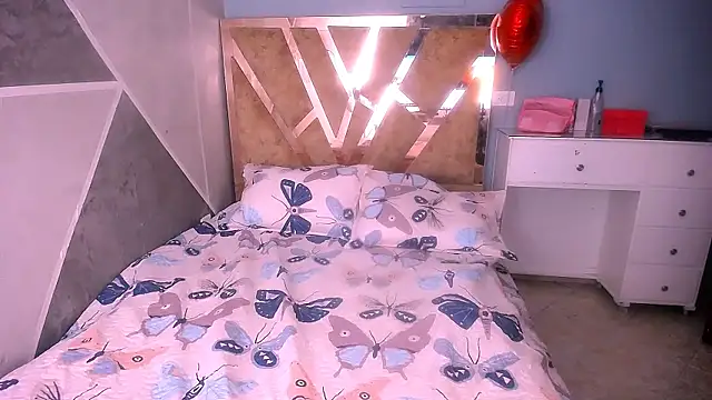 hannamour online show from 9, 10, 2025