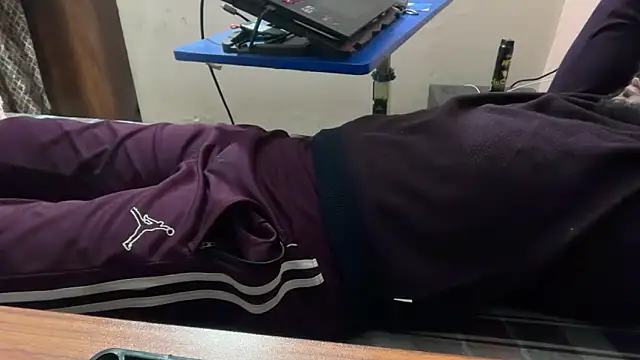 sexyboy09 online show from 19, 10, 2025