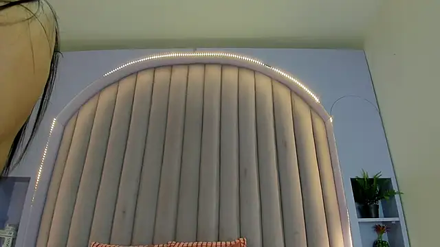 JaylaScott   online show from 23, 11, 2025