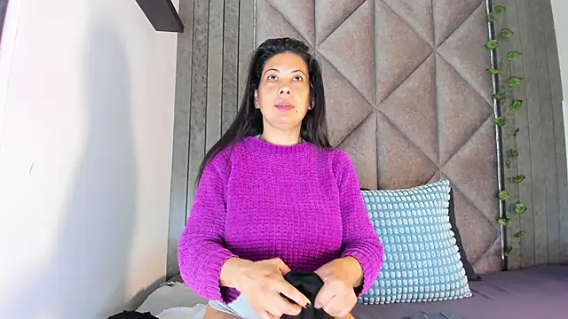 JaylaScott   online show from 16, 2, 2026