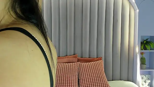 JaylaScott   online show from 6, 3, 2026