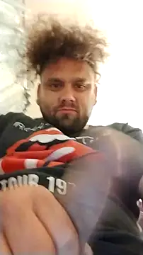 ShakeyJ87 online show from 18, 9, 2025