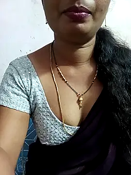 Snapshot of tina_rosy chatting on 7, 2, 2025 tina rosy online show from 7, 2, 2025