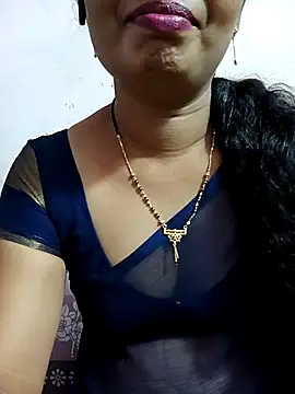 Snapshot of tina_rosy chatting on 8, 3, 2025 tina rosy online show from 8, 3, 2025