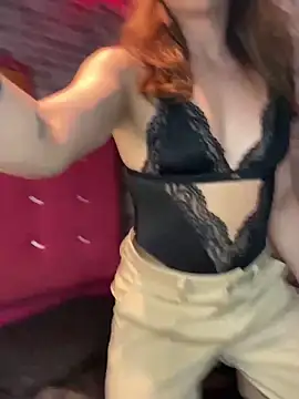 Snapshot of kamel-ayesha chatting on 9, 1, 2025 kamel-ayesha online show from 9, 1, 2025