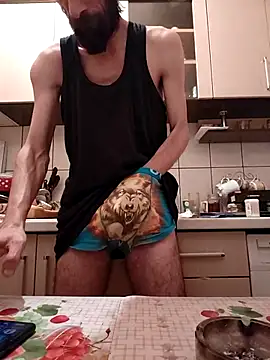 Snapshot of vulpe8400 chatting on 5, 3, 2025 vulpe8400 online show from 5, 3, 2025