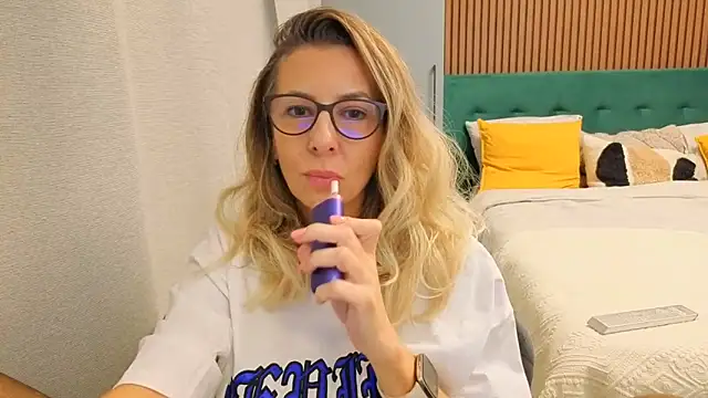 SukyGirl online show from 22, 10, 2025