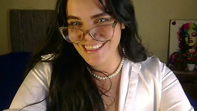 Snapshot of blue_angel33 chatting on 15, 10, 2025 blue angel33 online show from 15, 10, 2025