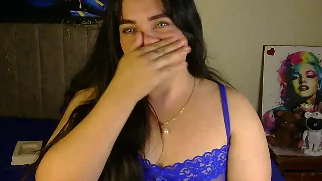 Snapshot of blue_angel33 chatting on 22, 10, 2025 blue angel33 online show from 22, 10, 2025