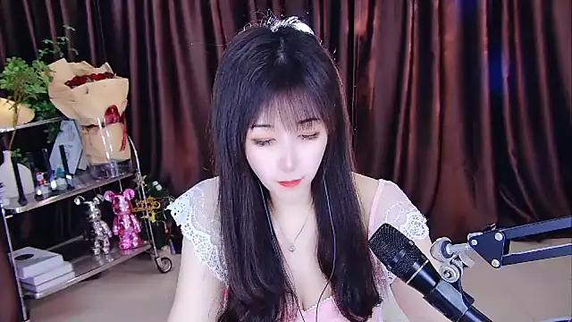 xiaoya666--baby online show from 1, 3, 2025