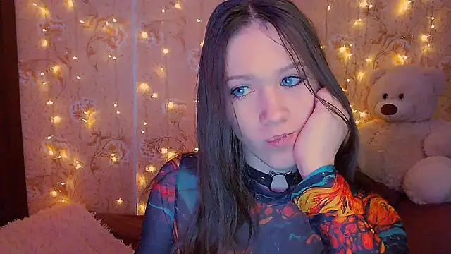 Snapshot of fluffy_kitty_ chatting on 1, 3, 2026 fluffy kitty online show from 1, 3, 2026