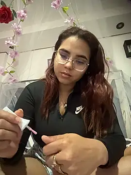 Miapeyton online show from 28, 9, 2025