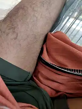 Snapshot of Shibuvyyyy chatting on 13, 10, 2025 Shibuvyyyy online show from 13, 10, 2025