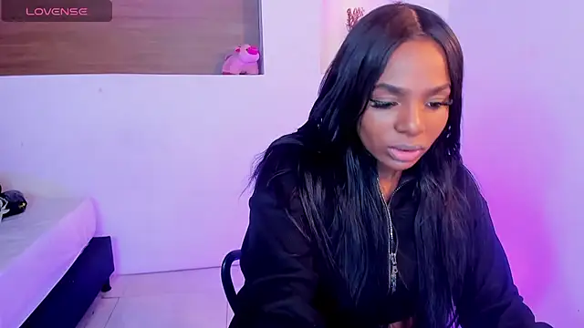 IvyBliss8 online show from 4, 3, 2025