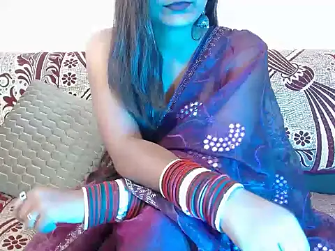 Snapshot of miss_sona27 chatting on 8, 3, 2025 miss sona27 online show from 8, 3, 2025