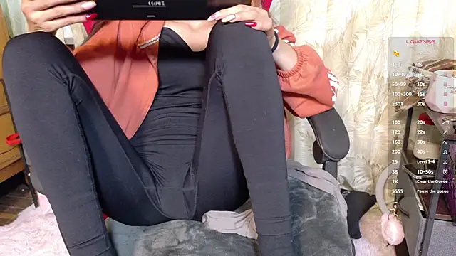 Snapshot of sweetdam12 chatting on 17, 1, 2026 sweetdam12 online show from 17, 1, 2026