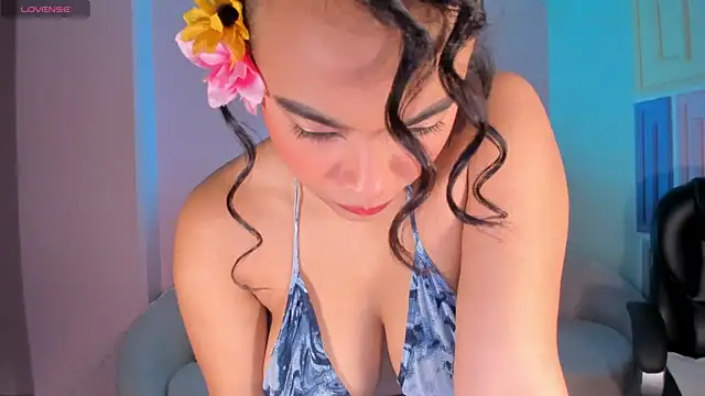 CarlaSmithX online show from 24, 10, 2025