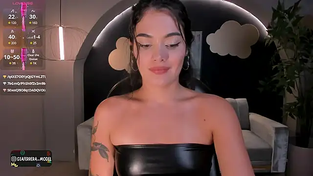 GiaFerrara online show from 18, 3, 2025