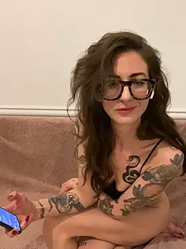 Snapshot of Thunder-Cunt chatting on 26, 10, 2025 Thunder-Cunt online show from 26, 10, 2025