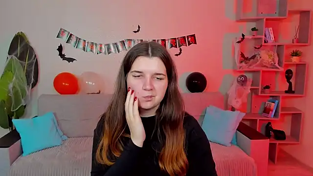 BonneyLove online show from 17, 10, 2025