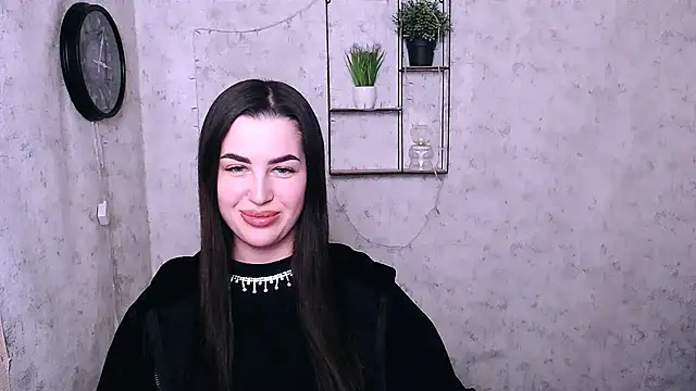 DivaKaily  online show from 7, 12, 2024