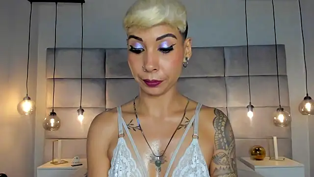 MiaMorgan  online show from 12, 1, 2025