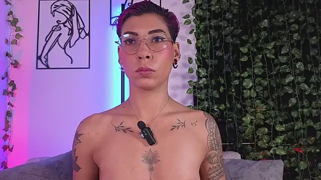 MiaMorgan  online show from 21, 12, 2025