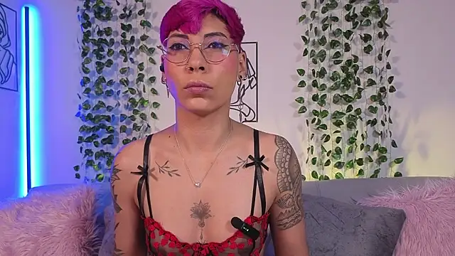 MiaMorgan  online show from 3, 3, 2026