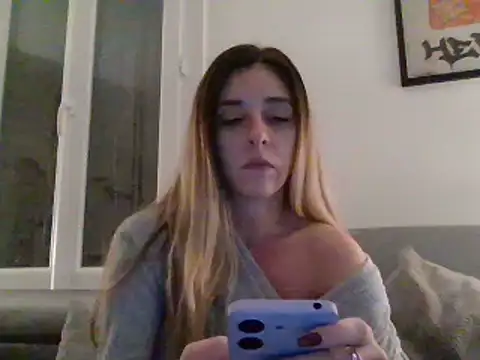 MissBella131 online show from 9, 12, 2024