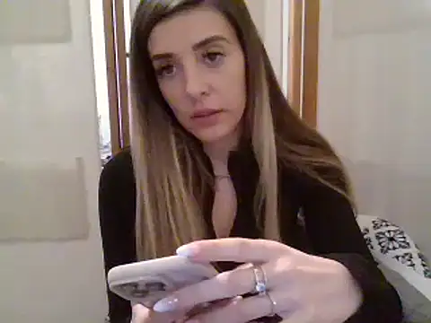 MissBella131 online show from 27, 1, 2025