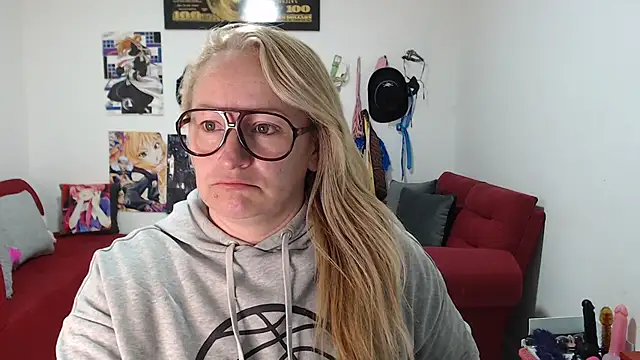 Snapshot of emperabigbootybigass chatting on 17, 10, 2025 emperabigbootybigass online show from 17, 10, 2025