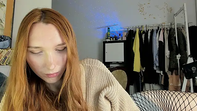 LisaIcon online show from 23, 11, 2025