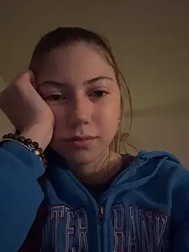 Snapshot of emilycoco chatting on 22, 3, 2026 emilycoco online show from 22, 3, 2026