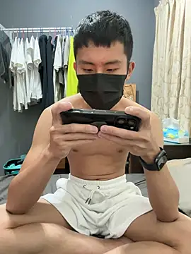 Snapshot of Benson18y chatting on 29, 12, 2024 Benson18y online show from 29, 12, 2024