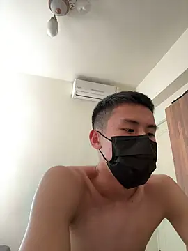 Snapshot of Benson18y chatting on 10, 1, 2025 Benson18y online show from 10, 1, 2025