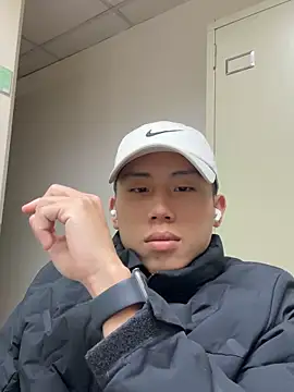 Snapshot of Benson18y chatting on 20, 3, 2025 Benson18y online show from 20, 3, 2025