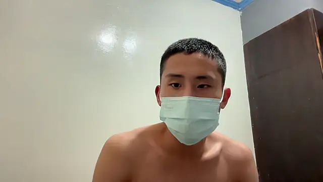 Snapshot of Benson18y chatting on 21, 3, 2025 Benson18y online show from 21, 3, 2025