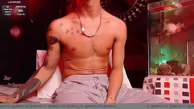 Snapshot of Godly_huan chatting on 14, 2, 2026 Godly huan online show from 14, 2, 2026