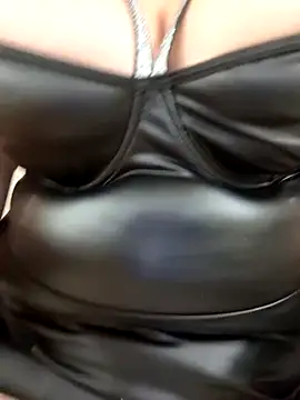 Mature hot mom online show from 21, 10, 2025