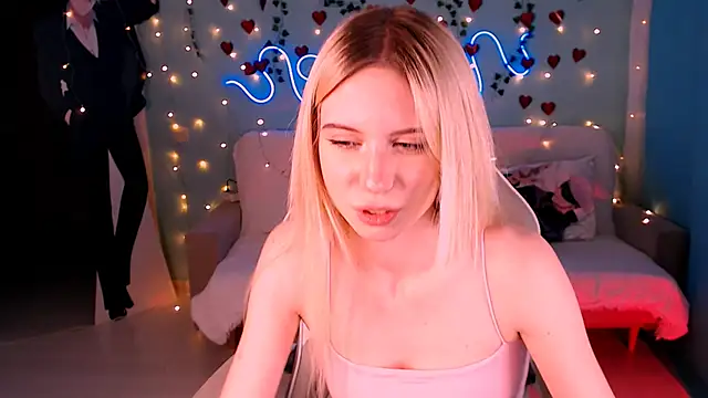 Sweet Richal online show from 17, 3, 2025