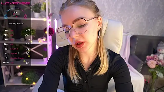 EmilySunshineS online show from 10, 12, 2024