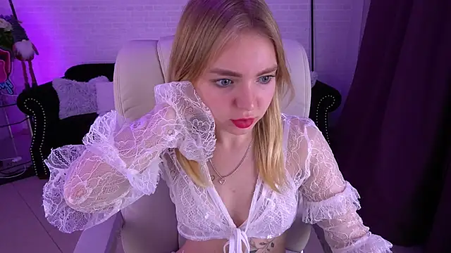EmilySunshineS online show from 16, 12, 2024