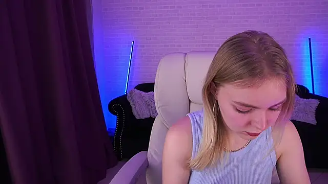 EmilySunshineS online show from 17, 12, 2024