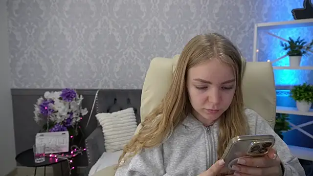 EmilySunshineS online show from 24, 11, 2025